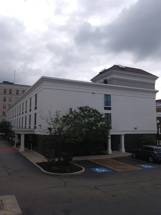 Gallery - La Quinta Inn & Suites By Wyndham Jamestown