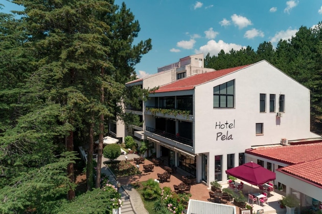 Gallery - Hotel Pela