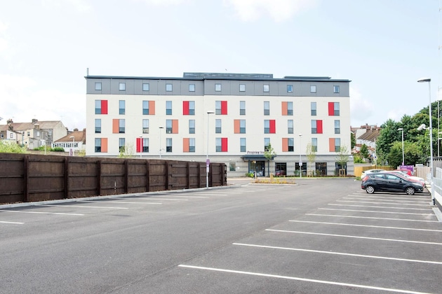 Gallery - Premier Inn Chatham Gillingham (Vic Pier)