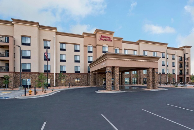 Gallery - Hampton Inn & Suites Page - Lake Powell