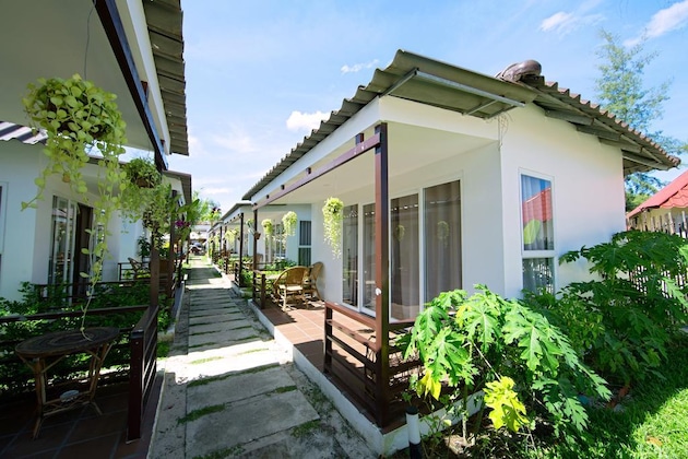 Gallery - Sea Breeze Resort
