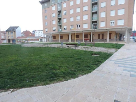 Gallery - Albergue Santo Tomás De Canterbury
