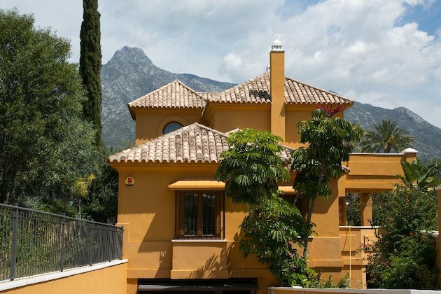 Gallery - Villa Las Lomas De Marbella