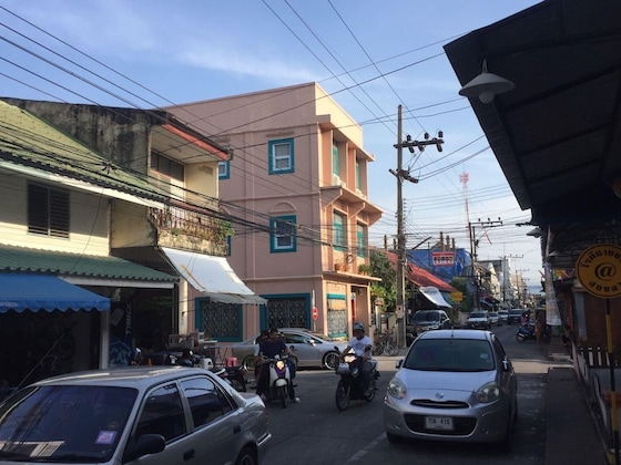 Gallery - Baan Nai Nakhon