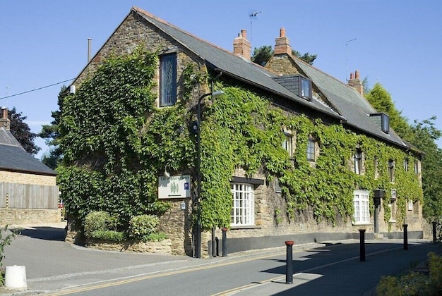 Gallery - The Poplars Moulton