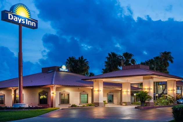 Gallery - Days Inn By Wyndham Portland Corpus Christi