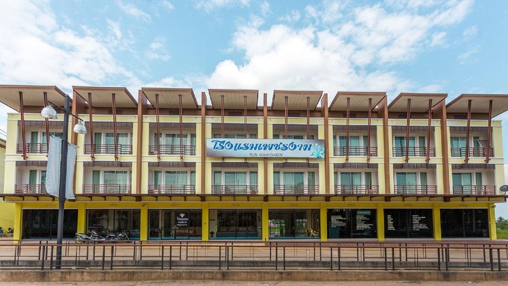 Gallery - Phet Ngam Hotel