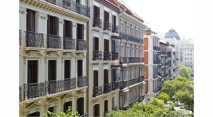 Gallery - 60 Balconies Design