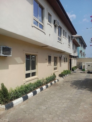Gallery - Swisscottage Suites