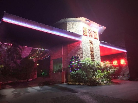 Gallery - Alia Motel