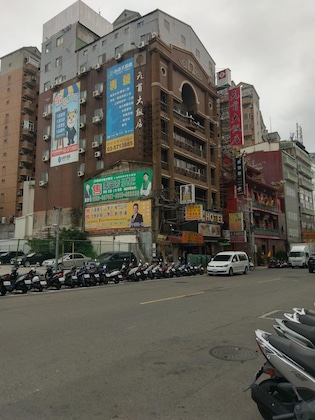 Gallery - Chief Hotel