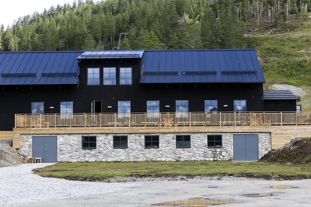 Gallery - Tännäskröket
