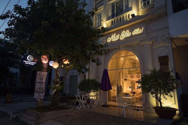 Gallery - Saigon By Night Luxury Hotel