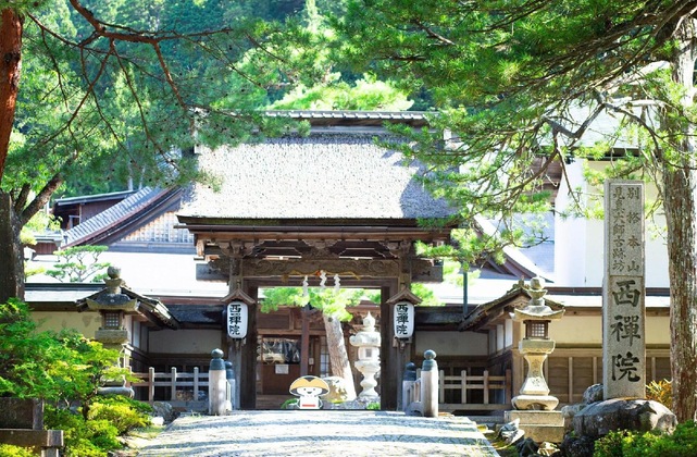 Gallery - Koyasan Saizenin