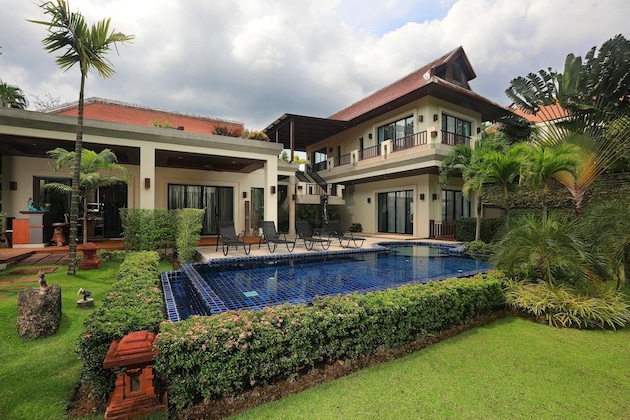 Gallery - Baan Bua Estate By Tropiclook