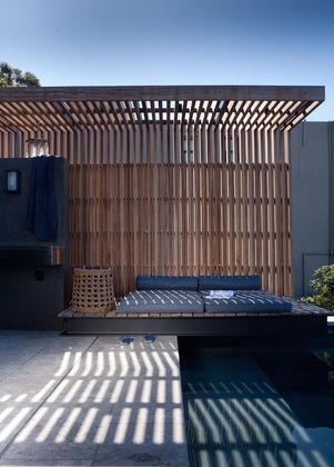 Gallery - Villa 5 Bedrooms 1 Bathroom in Green Point, Cape Town