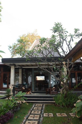 Gallery - Villa 3 Bedrooms 3 Bathrooms in Lovina Beach, Lovina Beach