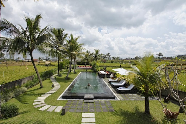 Gallery - Villa 6 Bedrooms 6 Bathrooms,