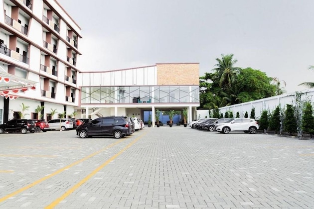 Gallery - Grand Central Hotel Medan