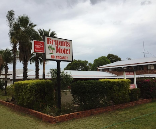 Gallery - Bryant's Motel