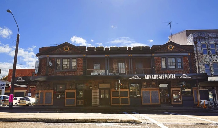 Gallery - Annandale Hotel