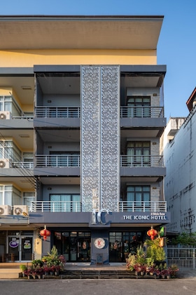 Gallery - The Iconic Hotel
