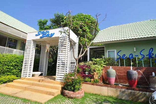 Gallery - Sea Sky Beach Resort