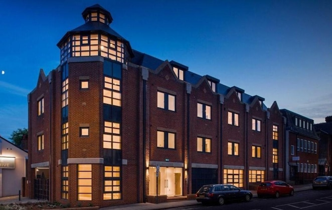 Gallery - Oak Lodge