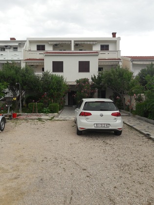 Gallery - Apartments Metajna X