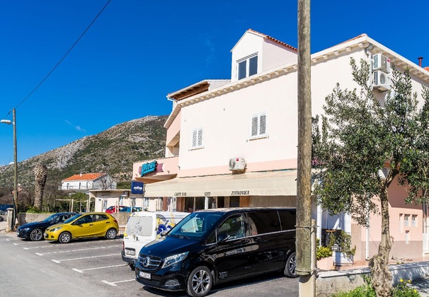 Gallery - Apartments Šmanjak