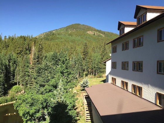 Gallery - Monarch Mountain Lodge