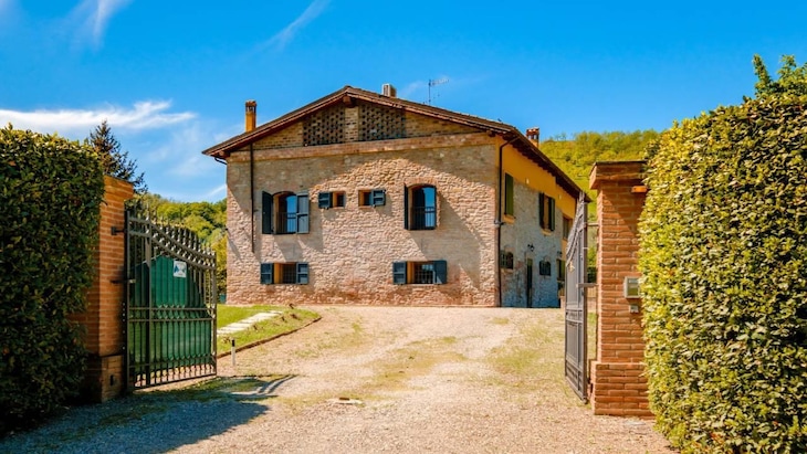 Gallery - La Quercia- Bolognarooms