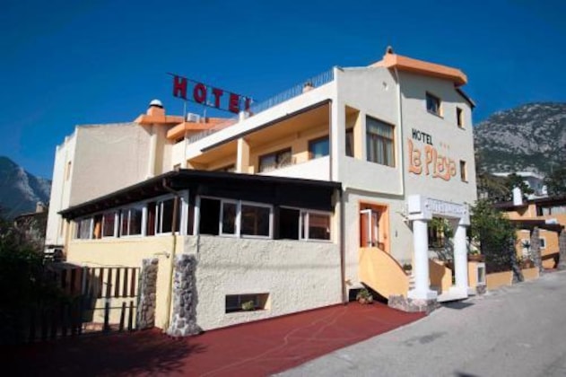 Gallery - Hotel La Playa