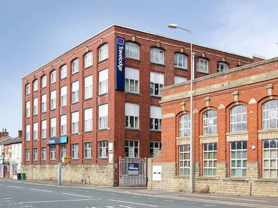 Gallery - Travelodge Preston Central