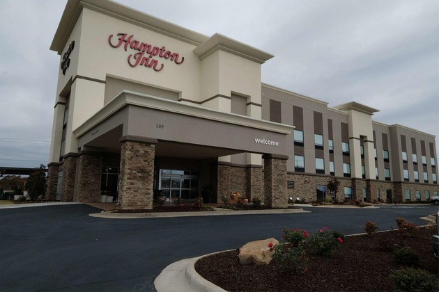 Gallery - Hampton Inn Searcy