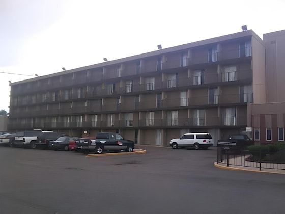 Gallery - American Motel