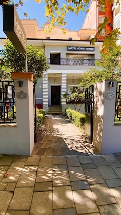 Gallery - Hotel Antigone