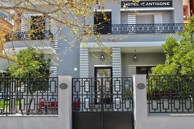 Gallery - Hotel Antigone
