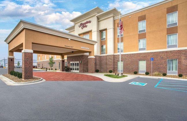 Gallery - Hampton Inn Vincennes