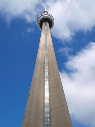 Gallery - Lavish Suites - Two Story Loft - Downtown Toronto