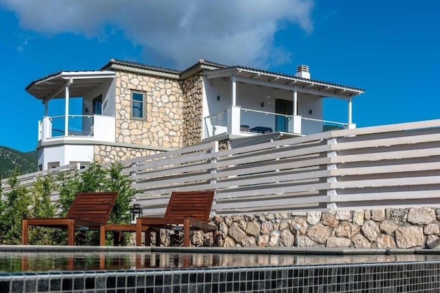 Gallery - White Villas