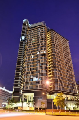 Gallery - Holi Afiniti Themed Suites
