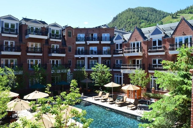 Gallery - The Aspen Mountain Residences