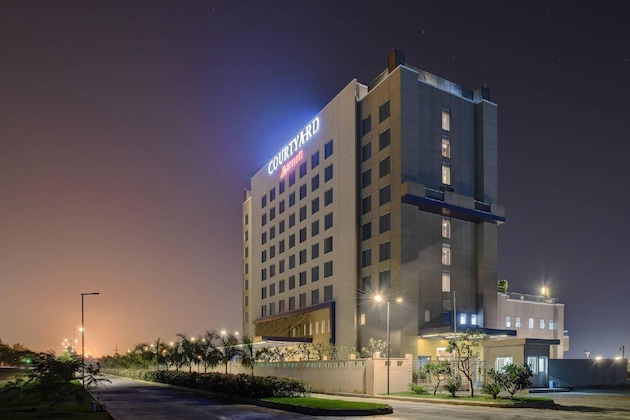 Gallery - Courtyard By Marriott Surat