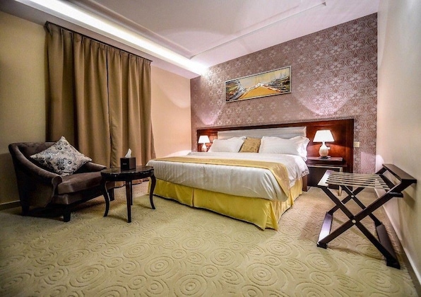 Gallery - Al Ebreez Palace 2