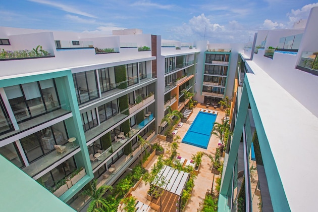 Gallery - The City 1108 N