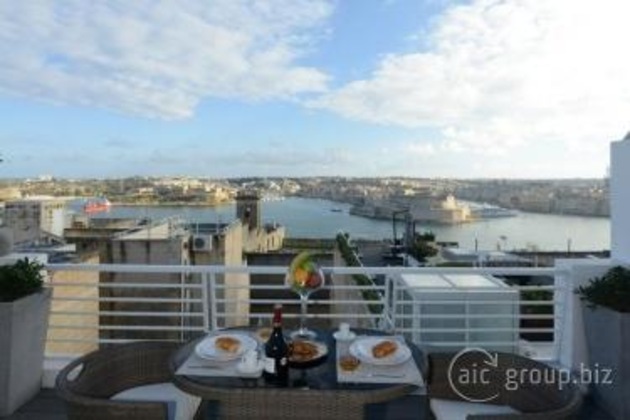 Gallery - Paulos Valletta