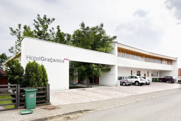 Gallery - Hotel Gracanica