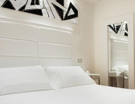 Gallery - Lhp Suite Posillipo