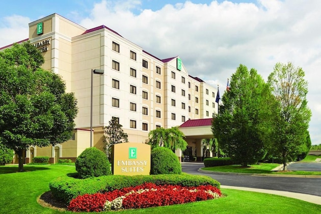 Gallery - Embassy Suites Louisville